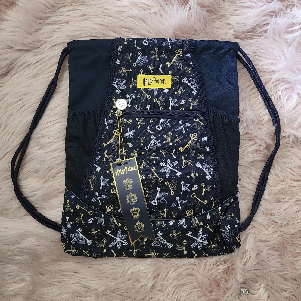 JuJuBe Harry Potter Drawstring Backpack flying keys limited edition